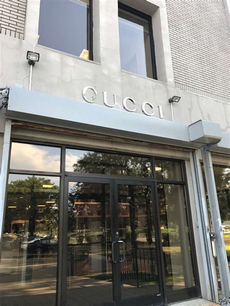 gucci secaucus outlets